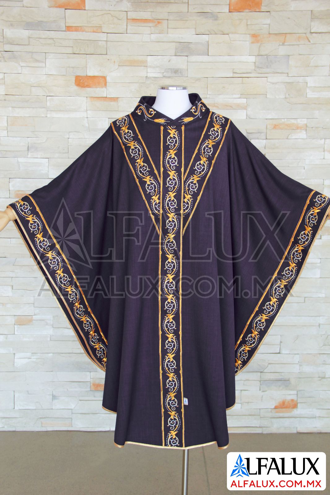 15 CARDENAL YEE Casulla Alfalux Negro Laterales Cuello Bordado 303 (10)